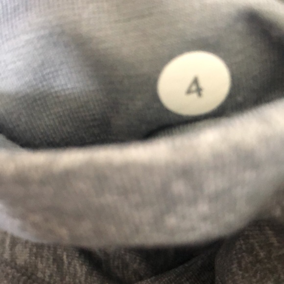 Lululemon Capri Ruched Drawstring Heather Gray Sz 4 Leggings - Picture 9 of 10